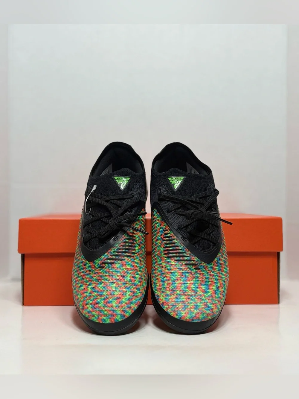 Size 4.5Y Nike Phantom 6 Pro Low FG/MG x EAFC Big Kids Soccer Cleats IH1775-900